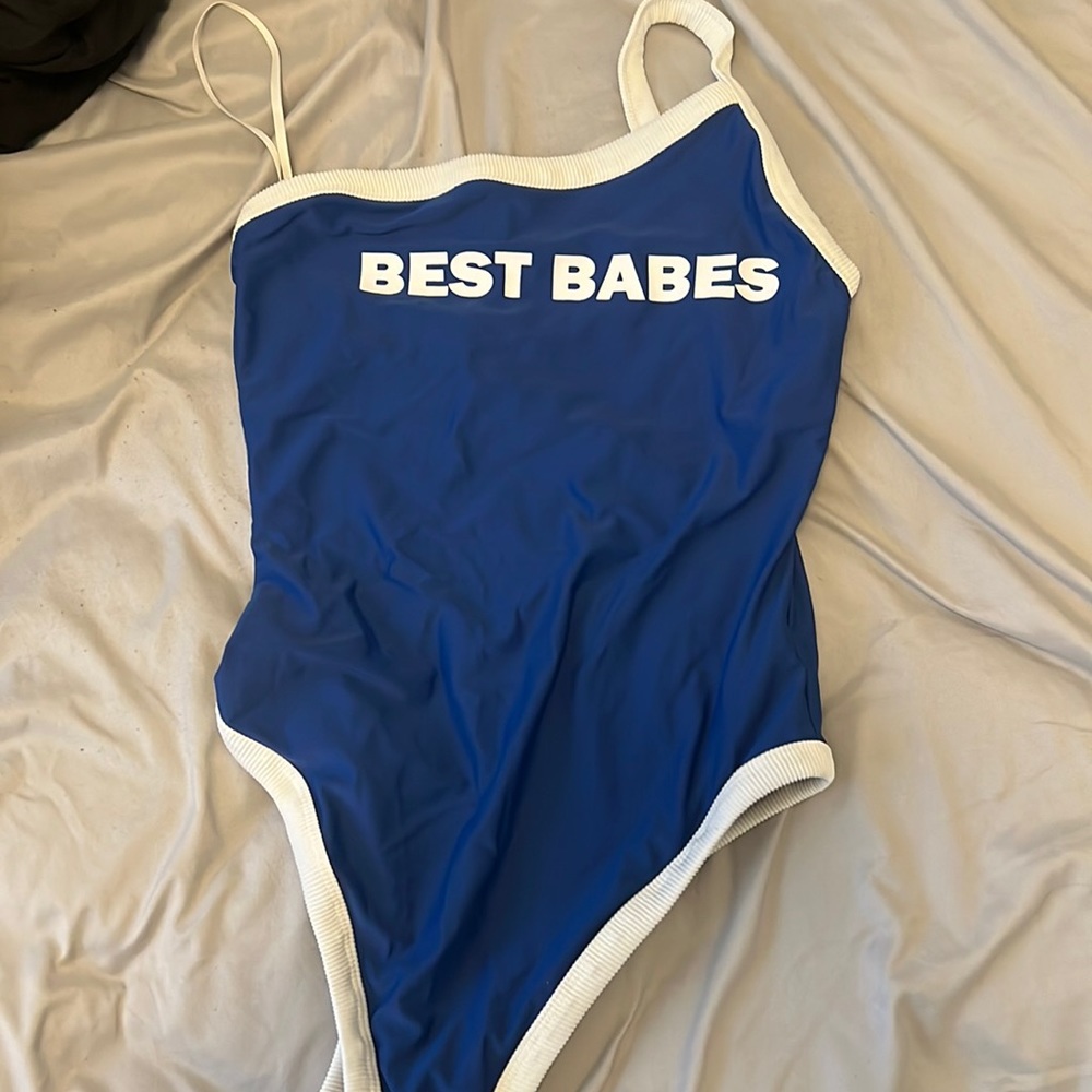 Bathing suit